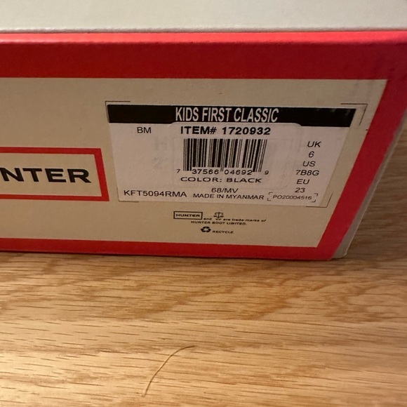 New in box kids Hunter Boots size 7/8 black matte color - Picture 5 of 6